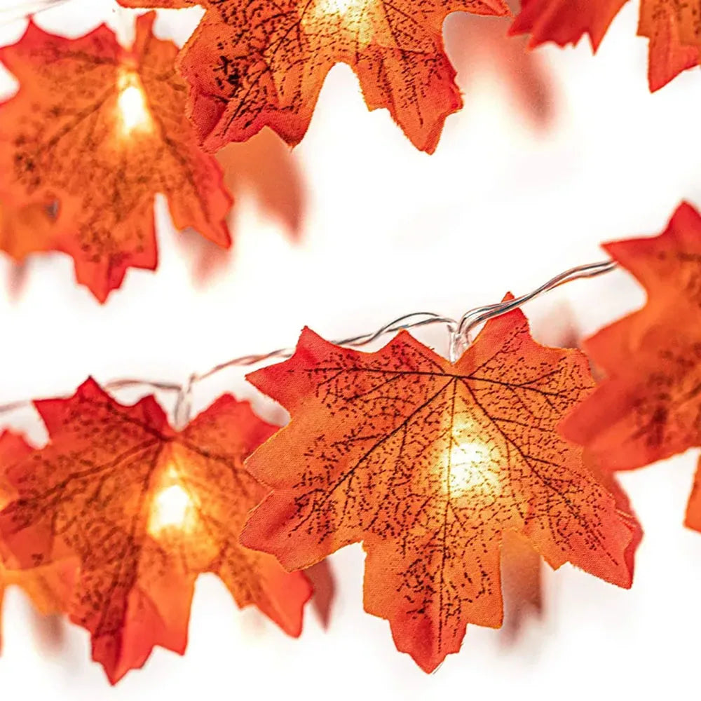 Halloween LED Maple Leaf Lights – 2/3/6M Garland