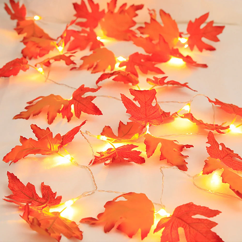 Halloween LED Maple Leaf Lights – 2/3/6M Garland