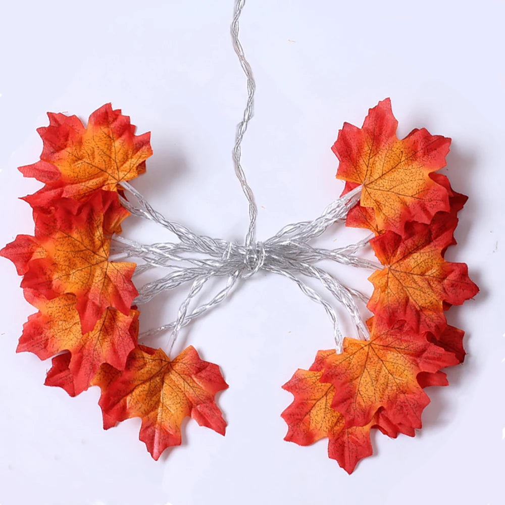 Halloween LED Maple Leaf Lights – 2/3/6M Garland