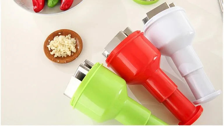 Kitchen Onion Chopper Creative Manual Garlic Vegetable Cutter