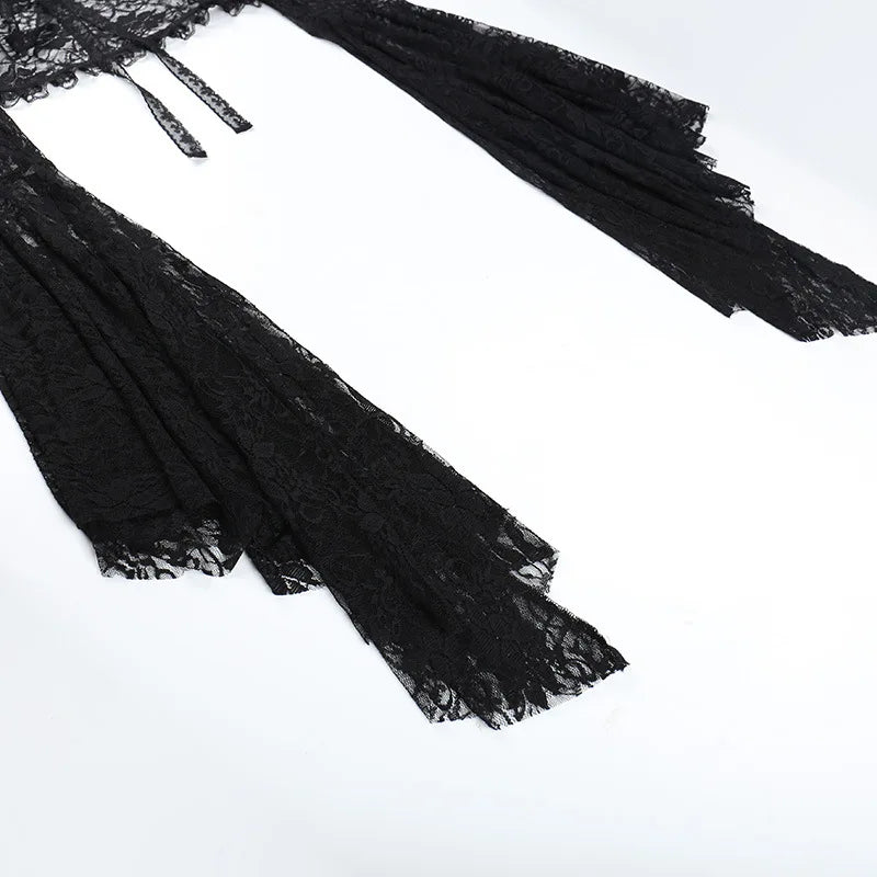 Vintage Gothic Lace T-shirt – Cropped Top