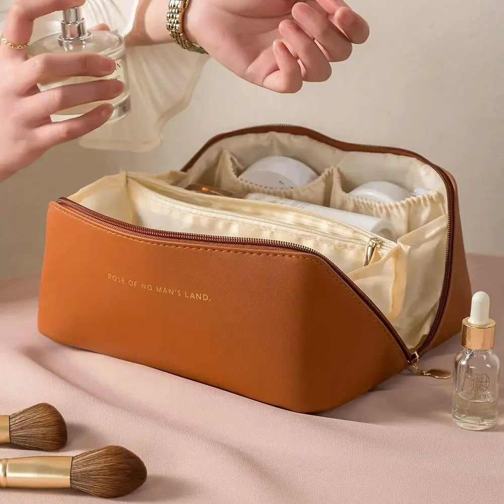 ✨ Luxury Makeup Organizer Bag – Travel Cosmetic Case 💄